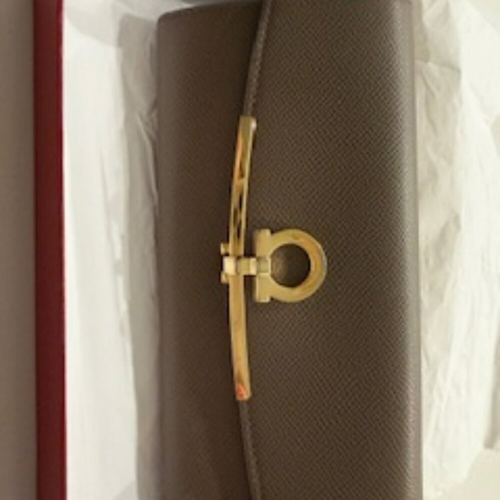 Salvatore Ferragamo Continental Wallet